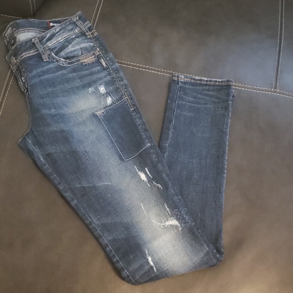 Silver Jeans - Picture 2 of 8